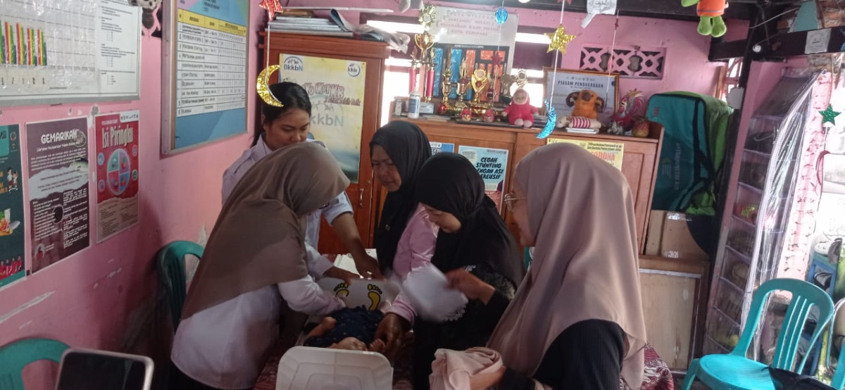 Posyandu Baduta & Balita serta pembagian vitamin A