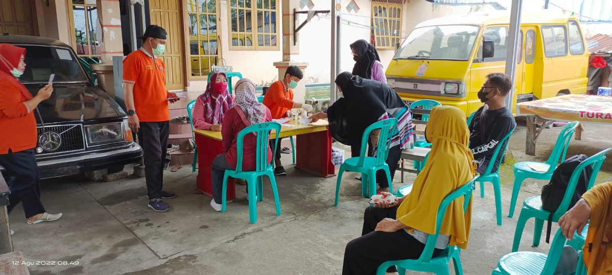 Pelaksanaan Call Centre 112 yang dihadiri oleh Tenaga Kesehatan UPTD Puskesmas Lumpue, Pihak Kelurahan dan Pengurus Kamp. KB "Geddongnge" Cappa Galung