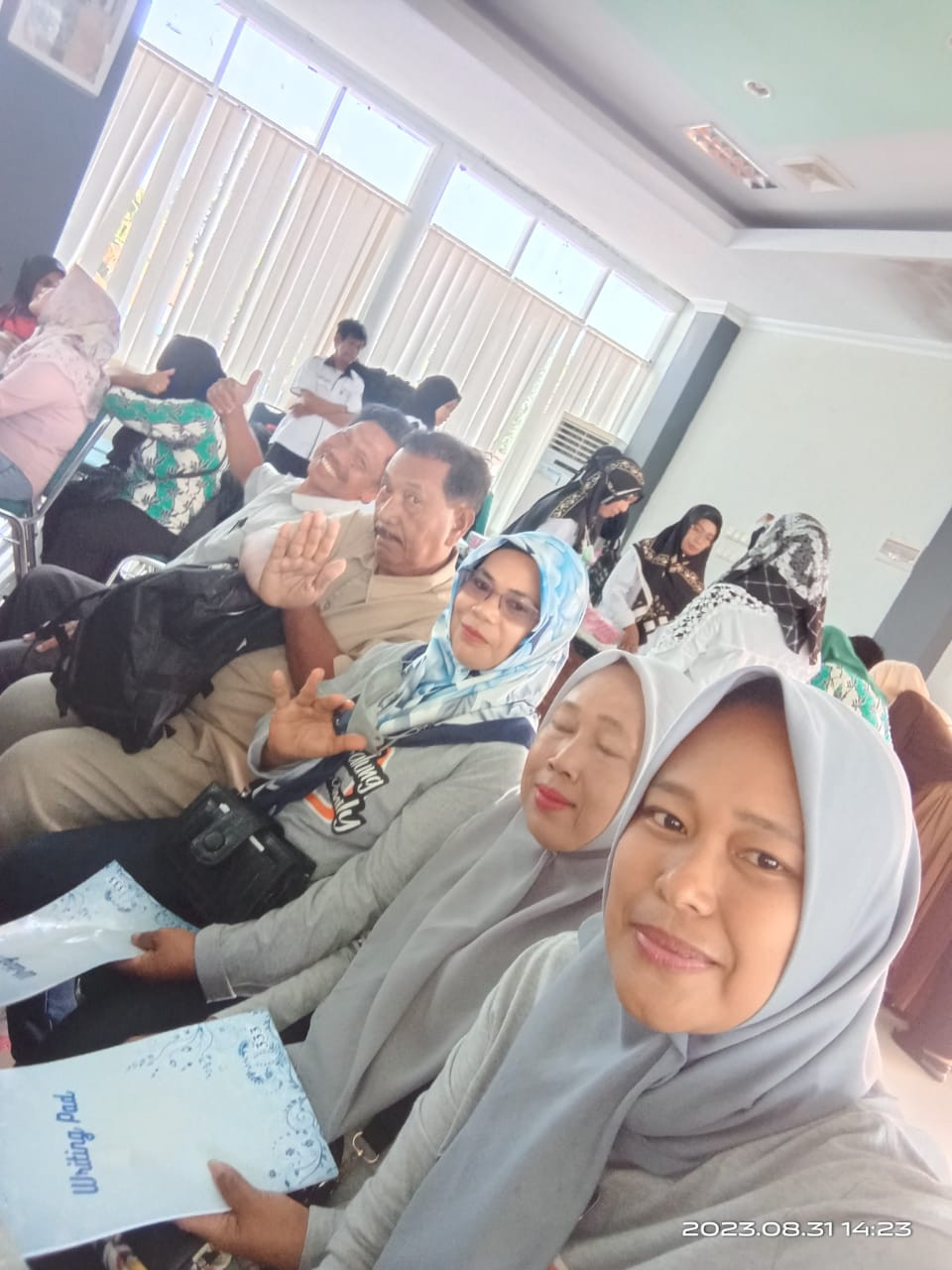 Workshop Keamanan Pangan oleh DInkes bekerjasama dengan DIsperindag yang dihadiri oleh kader KPM dan pengurus Kamp. KB "Geddongnge"