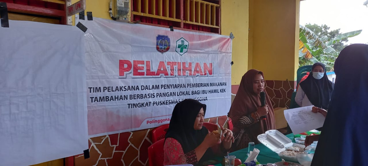 KEGIATAN PELATIHAN PENYIAPAN PEMBERIAN MAKANAN TAMBAHAN  BAGI IBU HAMIL KEK