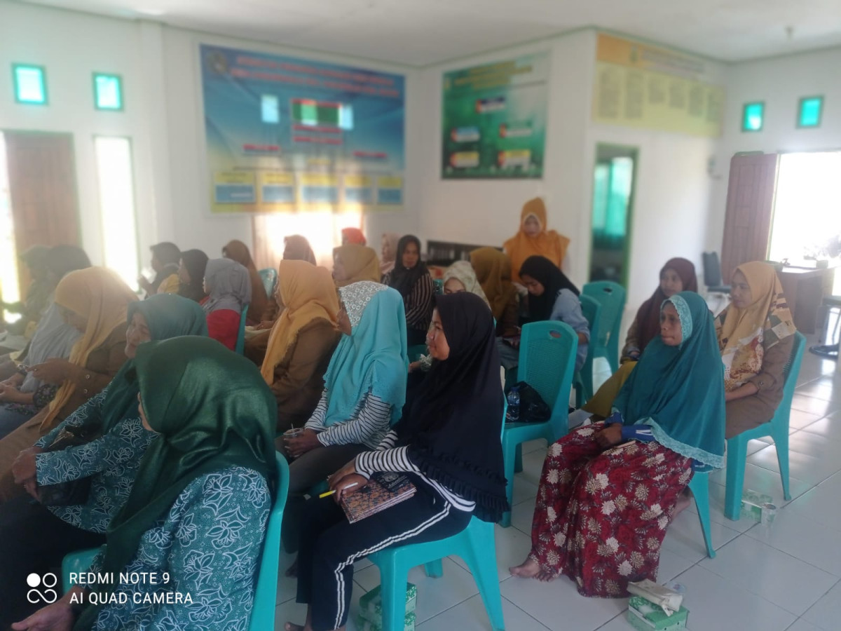 LAUNCHING DAPUR SEHAT ATASI STUNTING ( DASHAT ) di Kampung Keluarga Berkualitas desa kabawakole kec.pasarwajo