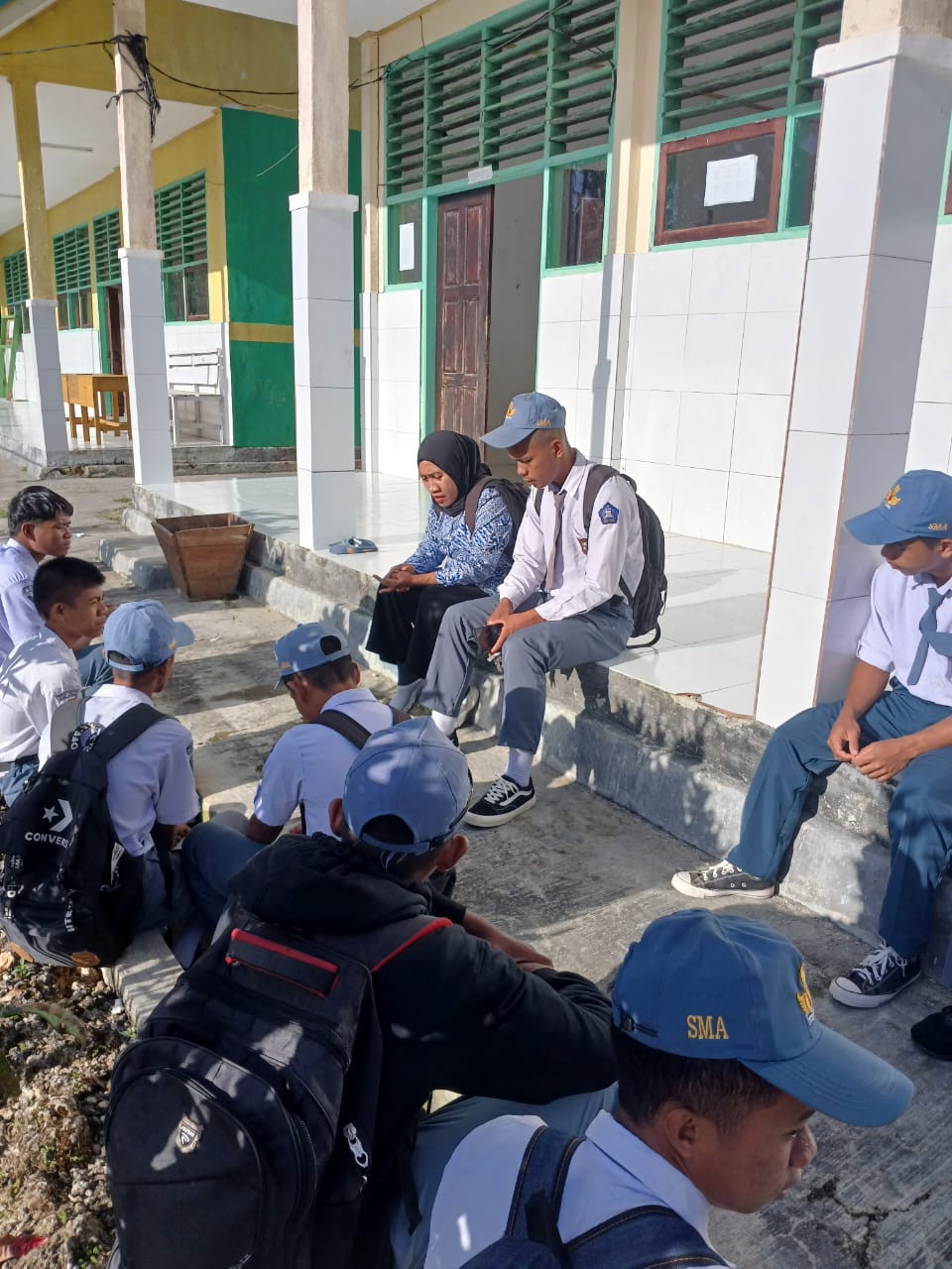 SOSIALISASI PIK-R TERKAIT ANEMIA DAN GIZI REMAJA