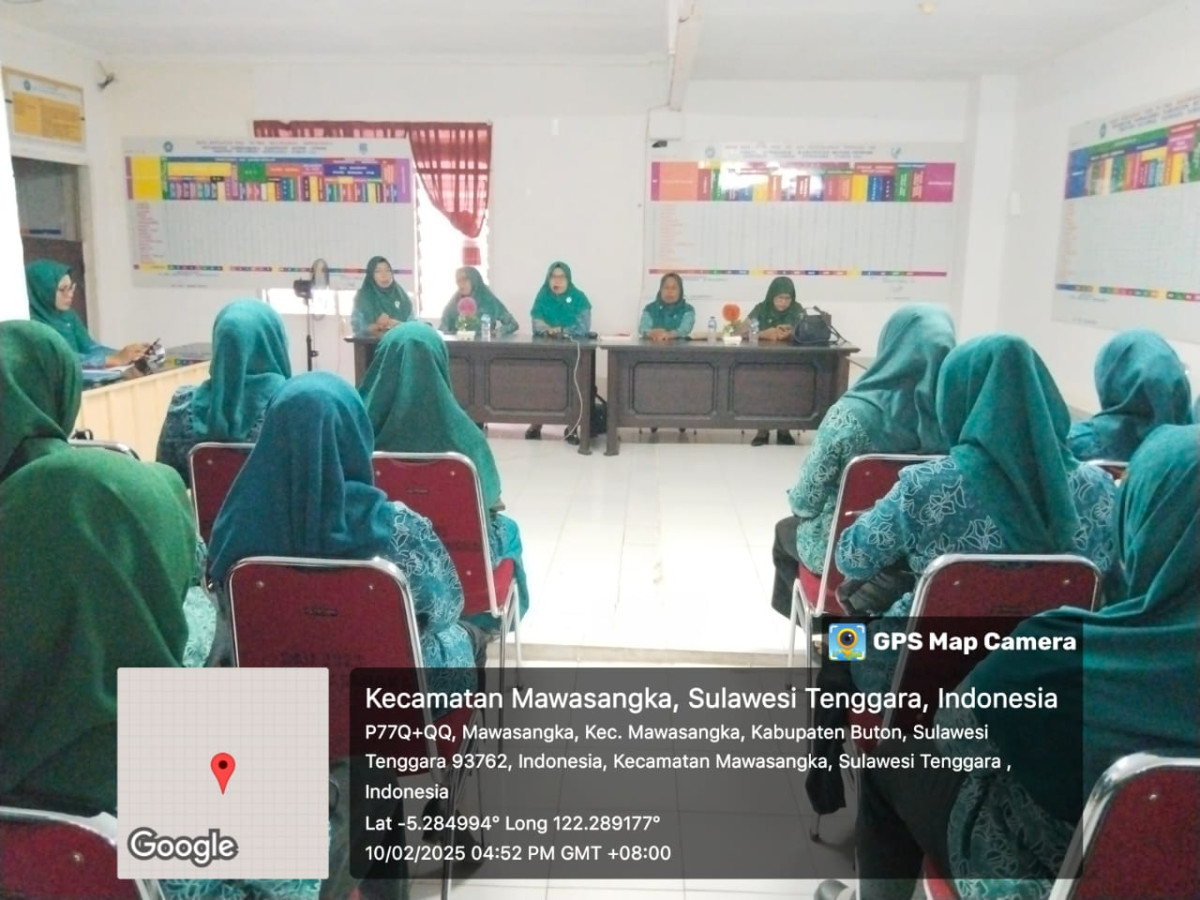 Kegiatan Arisan Rutin Bulanan PKK Kelurahan Mawasangka