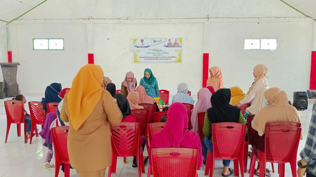 DEMO MASAK DAPUR SEHAT ATASI STUNTING (DAHSAT) DI KAMPUNG KELUARGA BERKUALITAS DESA BARUTA LESTARI