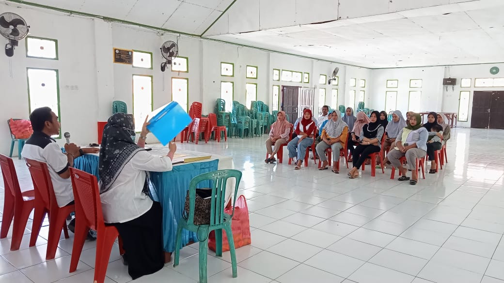 Pendampingan Peyuluhan Tentang Kesehatan Reproduksi dan Keluarga Berencana bagi Keluarga