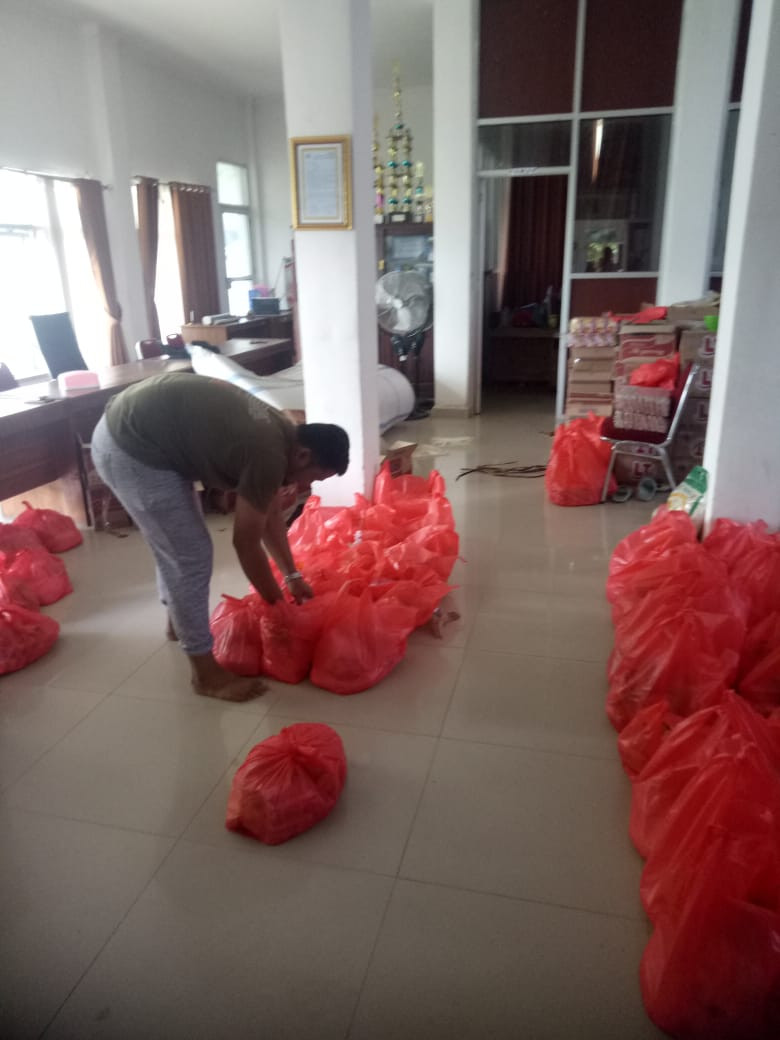 pemberian bantuan dampak banjir