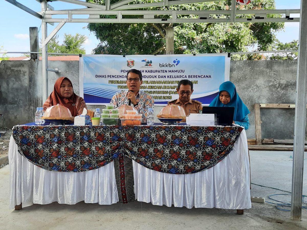Pertemuan pelaksanaandan pembinaan program bangga kencana di kampung kb DASHAT