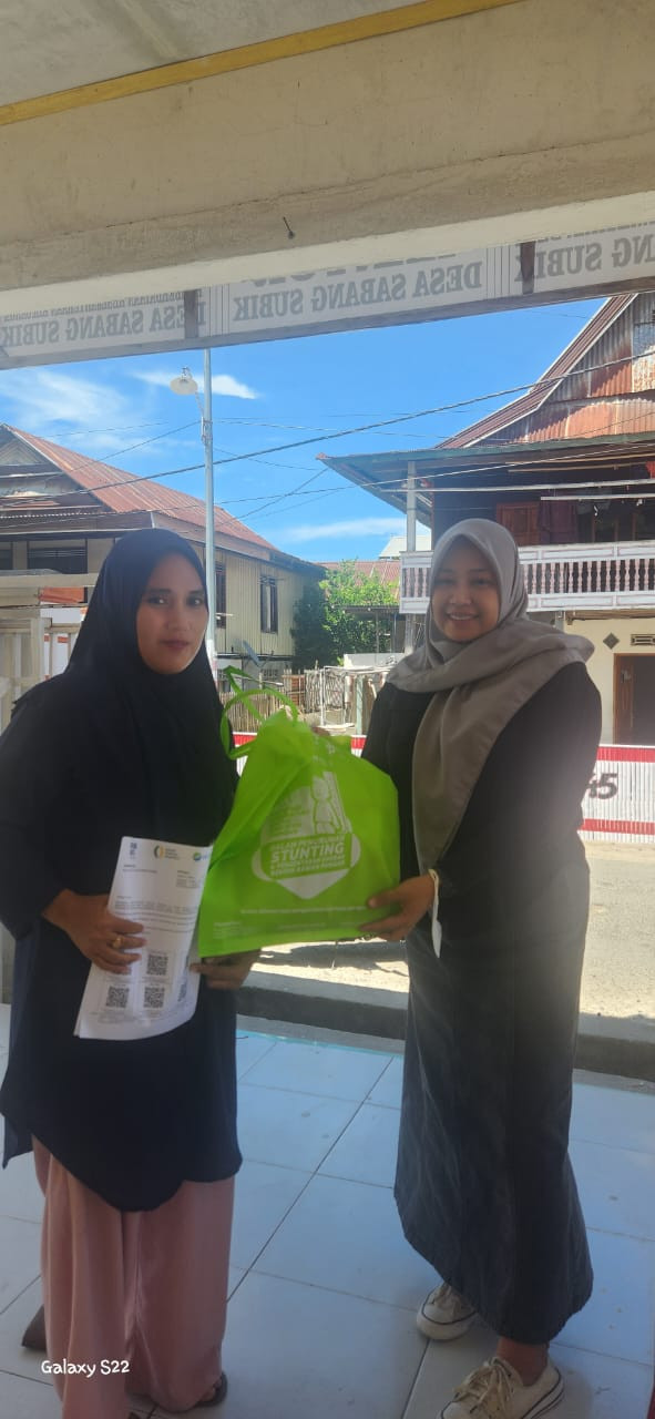 PENYALURAN BANTUAN AYAM DAN TELUR UNTUK KRS