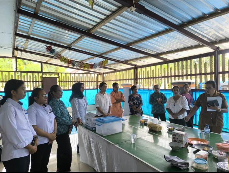 FASILITASI PENGELOLAAN DAPUR SEHAT ATASI STUNTING (DASHAT)