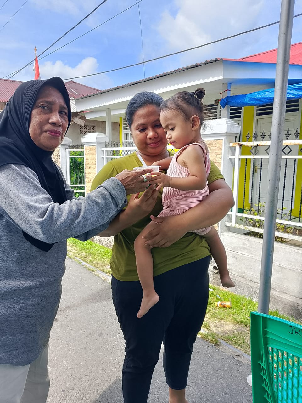 Pemberian makanan tambahan pada balita di posyandu kuncup harapan