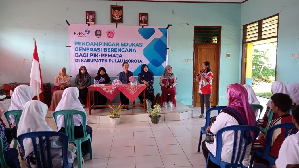 Pendampingan Edukasi GenRe Bagi PIK Remaja di Kabupten Pulau Morotai