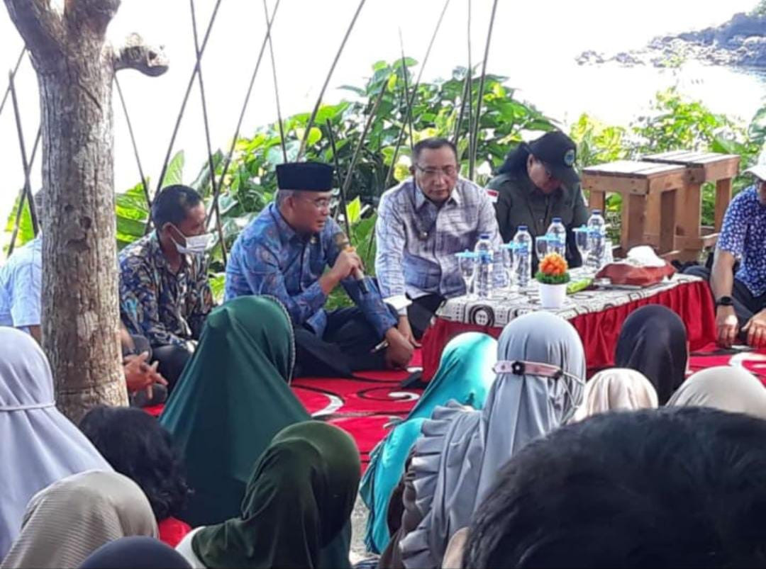 Kunjungan MENKO Bidang Pembangunan Manusia dan Kebudayaan di Kampung KB Fomakudodara