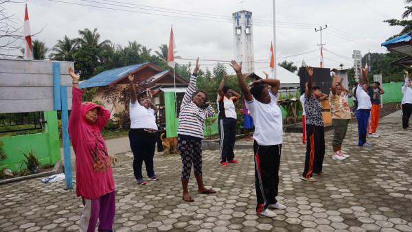 Lansia Kampung Yoka