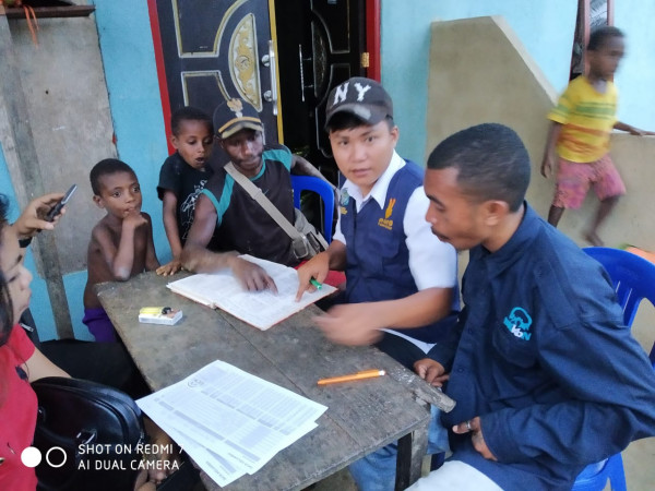 Kegiatan Pendataan dan Pengisian Formulir Pendataan Keluarga ( PK ) di Kampung KB Luwelala
