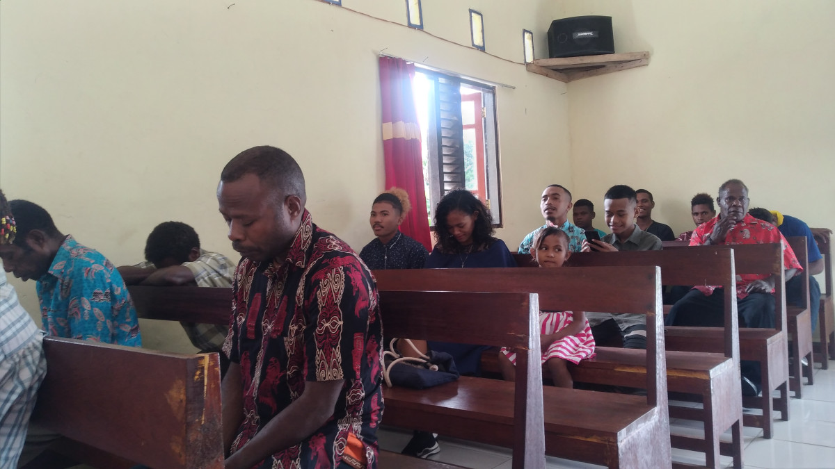 Ibadah PAR tinggkat Jemaat di Kampung Luwelala Distrik Maudus.