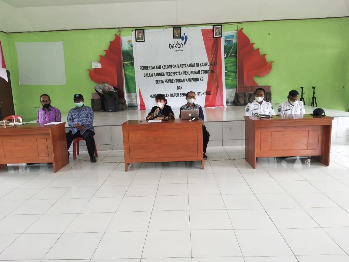 Sambutan dari Koordinator bidang PPKS Perwakilan BKKBN Provinsi Papua Barat